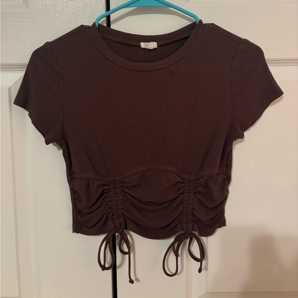 garage shirt size small